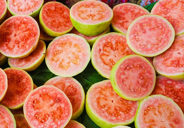 10 خوراکی موثر برای جلوگیری از ریزش مو