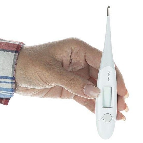 دماسنج ها انواع مختلفی دارند از جمله :  دماسنج حاوی مایع  دماسنج الکتریکی  دماسنج حاوی گاز  دماسنج ساخته شده از فلز